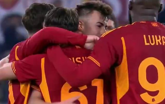 ¡Noche de victoria 3-0! El joven de 19 años de la Roma marca un gol